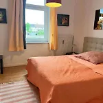 Casa Luna 6 Min Hbf , Erdgeschosswohnung ,altbau 아파트 뒤스부르크