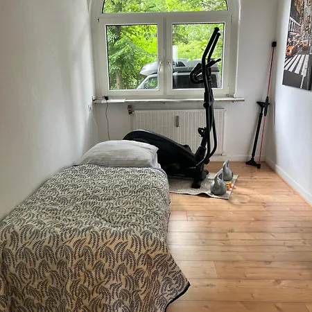 Casa Luna 6 Min Hbf , Erdgeschosswohnung ,altbau 公寓