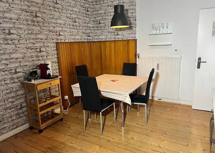 Casa Luna 6 Min Hbf , Erdgeschosswohnung ,altbau Apartmán *